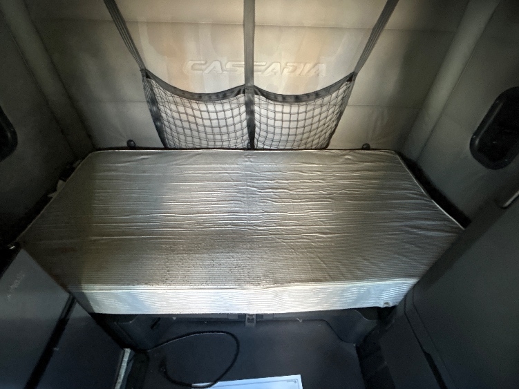 Used 2020 Freightliner Cascadia - photo 19