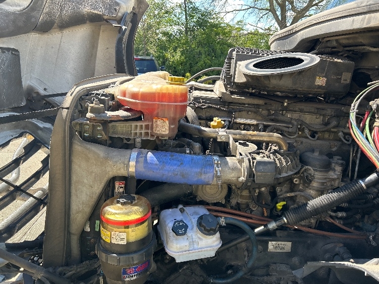 Used 2020 Freightliner Cascadia - photo 23