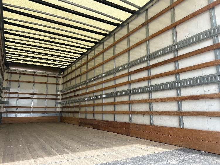 Used 2020 International MV - photo 14