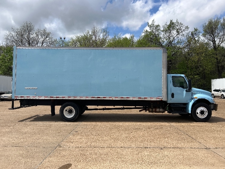 Used 2020 International MV - photo 17