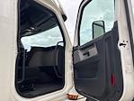 Used 2020 Freightliner Cascadia Detroit DD15AT Semi Truck with Sleeper Cab for sale #356905 - photo 13