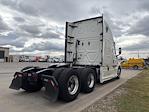 Used 2020 Freightliner Cascadia Detroit DD15AT Semi Truck with Sleeper Cab for sale #356905 - photo 7
