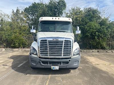 Used 2020 Freightliner Cascadia Detroit DD13 Semi Truck for sale #356970 - photo 2