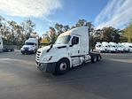 Used 2020 Freightliner Cascadia Detroit DD15AT Semi Truck with Sleeper Cab for sale #357044 - photo 3
