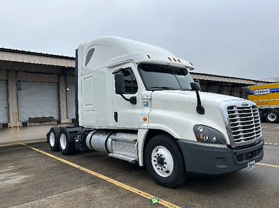 Used 2020 Freightliner Cascadia Detroit DD13 Semi Truck with Sleeper Cab for sale #357194 - photo 1