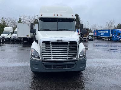 Used 2020 Freightliner Cascadia Detroit DD13 Semi Truck with Sleeper Cab for sale #357196 - photo 2