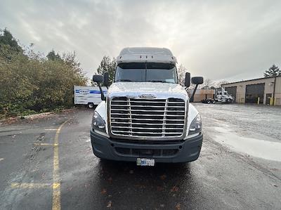 Used 2020 Freightliner Cascadia Detroit DD13 Semi Truck with Sleeper Cab for sale #357197 - photo 2