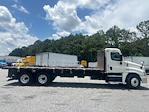 Used 2018 Freightliner Cascadia Sleeper Cab Morgan Truck Body Flatbed Truck for sale #357321 - photo 10