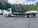 Used 2018 Freightliner Cascadia Day Cab Morgan Truck Body Flatbed Truck for sale #357322 - photo 4
