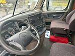Used 2018 Freightliner Cascadia Sleeper Cab Morgan Truck Body Flatbed Truck for sale #357324 - photo 17