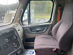 Used 2018 Freightliner Cascadia Sleeper Cab Morgan Truck Body Flatbed Truck for sale #357324 - photo 19