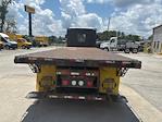 Used 2018 Freightliner Cascadia Day Cab Morgan Truck Body Flatbed Truck for sale #357325 - photo 7