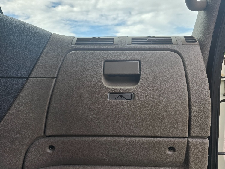Used 2018 Freightliner Cascadia - photo 19