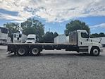 Used 2018 Freightliner Cascadia Sleeper Cab Morgan Truck Body Flatbed Truck for sale #357326 - photo 11