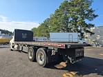 Used 2018 Freightliner Cascadia Day Cab Morgan Truck Body Flatbed Truck for sale #357328 - photo 6