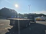 Used 2018 Freightliner Cascadia Day Cab Morgan Truck Body Flatbed Truck for sale #357328 - photo 8