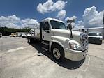 Used 2018 Freightliner Cascadia Day Cab Morgan Truck Body Flatbed Truck for sale #357329 - photo 1