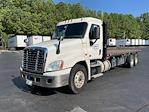 Used 2018 Freightliner Cascadia Day Cab Morgan Truck Body Flatbed Truck for sale #357330 - photo 3