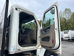 Used 2018 Freightliner Cascadia Sleeper Cab Morgan Truck Body Flatbed Truck for sale #357332 - photo 16