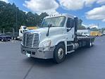 Used 2018 Freightliner Cascadia Sleeper Cab Morgan Truck Body Flatbed Truck for sale #357335 - photo 3