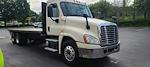 Used 2018 Freightliner Cascadia Sleeper Cab Morgan Truck Body Flatbed Truck for sale #357337 - photo 1