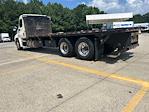 Used 2018 Freightliner Cascadia Day Cab Morgan Truck Body Flatbed Truck for sale #357338 - photo 6