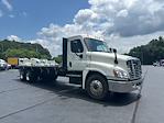 Used 2018 Freightliner Cascadia Sleeper Cab Morgan Truck Body Flatbed Truck for sale #357339 - photo 1