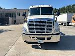 Used 2018 Freightliner Cascadia Sleeper Cab Morgan Truck Body Flatbed Truck for sale #357339 - photo 2