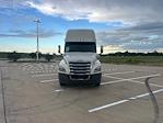 Used 2020 Freightliner Cascadia Detroit DD15AT Semi Truck with Sleeper Cab for sale #359094 - photo 2