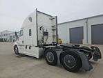Used 2020 Freightliner Cascadia Detroit DD15AT Semi Truck with Sleeper Cab for sale #359143 - photo 5