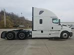 Used 2020 Freightliner Cascadia Detroit DD15AT Semi Truck with Sleeper Cab for sale #359143 - photo 8
