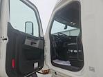 Used 2020 Freightliner Cascadia Detroit DD15AT Semi Truck with Sleeper Cab for sale #359143 - photo 9
