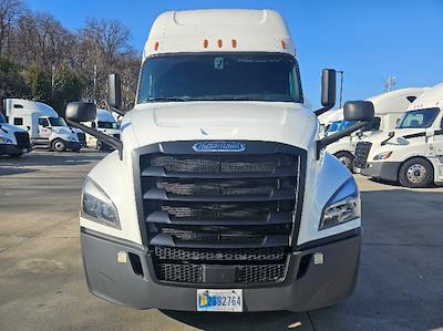 Used 2020 Freightliner Cascadia - photo 1