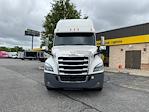 Used 2020 Freightliner Cascadia Detroit DD15AT Semi Truck with Sleeper Cab for sale #359301 - photo 2