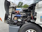 Used 2020 Freightliner Cascadia Detroit DD15AT Semi Truck with Sleeper Cab for sale #359301 - photo 21