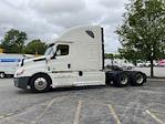 Used 2020 Freightliner Cascadia Detroit DD15AT Semi Truck with Sleeper Cab for sale #359301 - photo 4