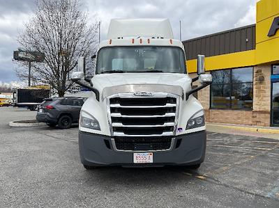 Used 2020 Freightliner Cascadia Detroit DD13 Semi Truck for sale #359312 - photo 2