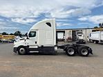 Used 2021 Freightliner Cascadia Detroit DD15AT Semi Truck with Sleeper Cab for sale #359384 - photo 4