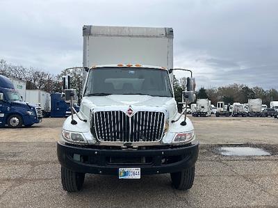 Used 2020 International MV Box Truck with Liftgate for sale #360045 - photo 2