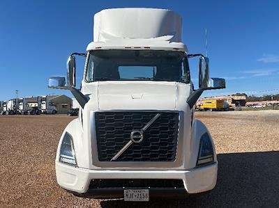 Used 2020 Volvo VNR Volvo D13 Semi Truck for sale #360071 - photo 2