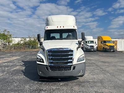 Used 2020 Freightliner Cascadia Detroit DD15AT Semi Truck for sale #360180 - photo 2