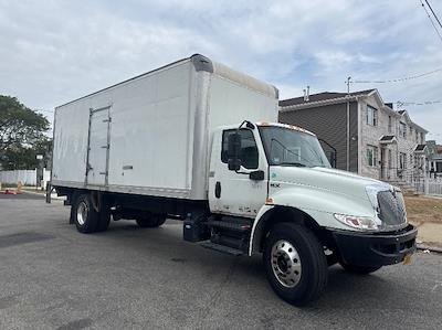Used 2020 International MV Box Truck with Liftgate for sale #360311 - photo 1