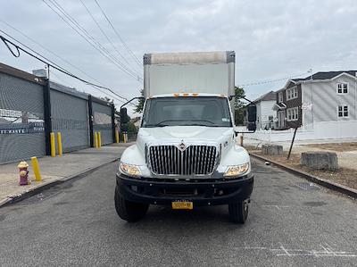 Used 2020 International MV Box Truck with Liftgate for sale #360311 - photo 2