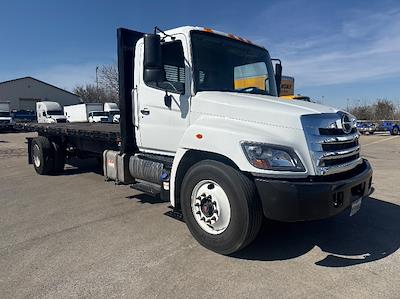 Used 2020 Hino 268A - photo 1