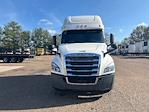 Used 2020 Freightliner Cascadia Detroit DD15AT Semi Truck with Sleeper Cab for sale #360391 - photo 2