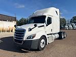 Used 2020 Freightliner Cascadia Detroit DD15AT Semi Truck with Sleeper Cab for sale #360391 - photo 3