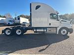 Used 2020 Freightliner Cascadia Detroit DD15AT Semi Truck with Sleeper Cab for sale #360392 - photo 8
