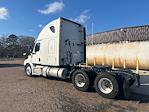 Used 2020 Freightliner Cascadia Detroit DD15AT Semi Truck with Sleeper Cab for sale #360399 - photo 5