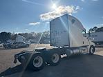Used 2020 Freightliner Cascadia Detroit DD15AT Semi Truck with Sleeper Cab for sale #360399 - photo 7