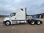 Used 2020 Freightliner Cascadia Detroit DD15AT Semi Truck with Sleeper Cab for sale #360402 - photo 4
